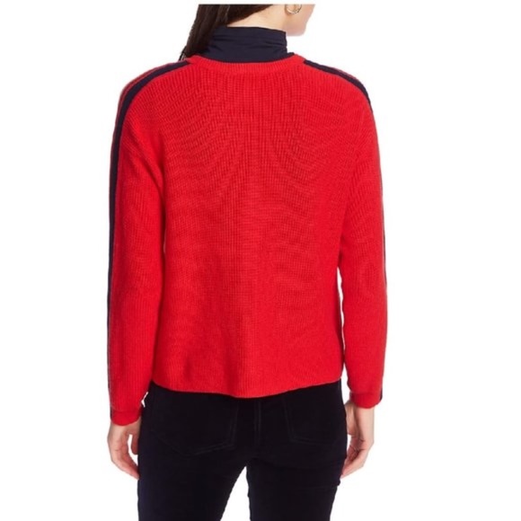 Court & Rowe Women's Stripe Sleeve Sweater - Picture 6 of 6